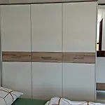 Meri アパート ロパール
